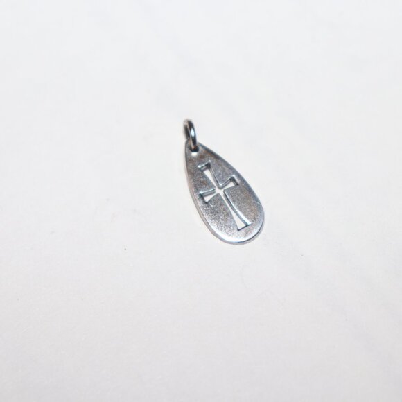 James Avery Retired Cut out teardrop cross sterling silver .75" - Picture 3 of 4